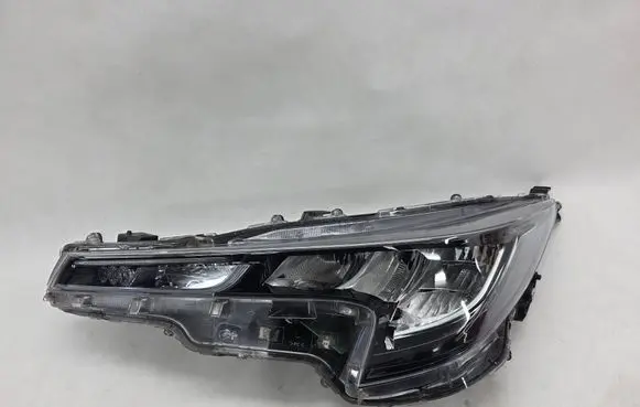 Toyota Corolla E210 E21 Headlight/headlamp 8115002S60
