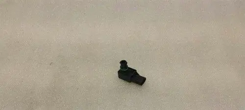 Mercedes-Benz CLA C117 X117 W117 Sensor A0071530528