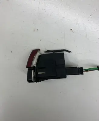 Mercedes-Benz A W168 Hazard light switch 1688206710 33100101