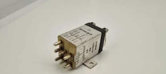 Mercedes-Benz E W124 Other relay 2015403845