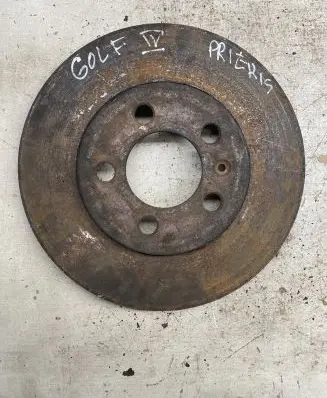 Volkswagen Golf IV Front brake disc