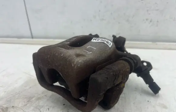 Opel Zafira B Front brake caliper