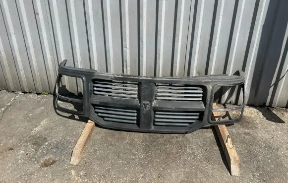 Dodge Nitro Front grill