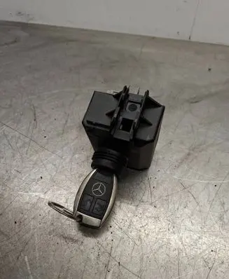 Mercedes-Benz E W212 Ignition lock A2125450308 00358432
