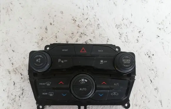 Dodge Challenger Climate control unit P68188878AB
