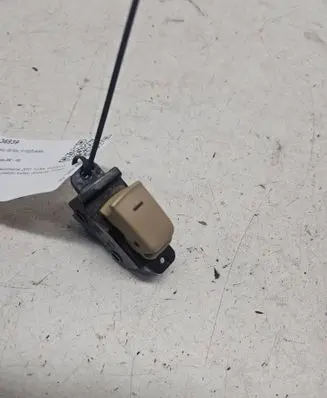 Hyundai Sonata Electric window control switch 202007550