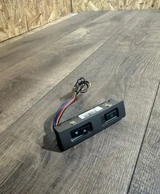 BMW 7 E65 E66 Seat heating switch 6918428 15895905 1051387