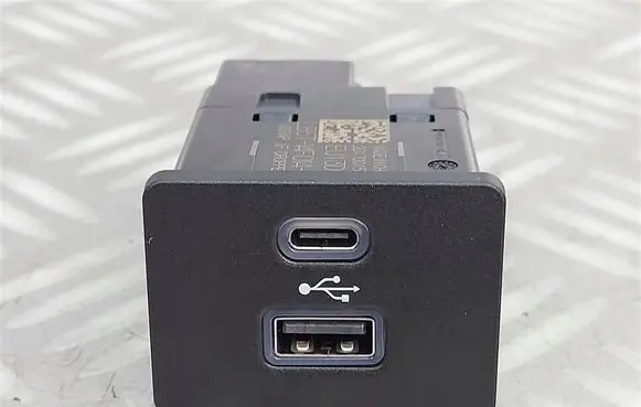 Ford Kuga III USB socket connector LB5T14F014CC