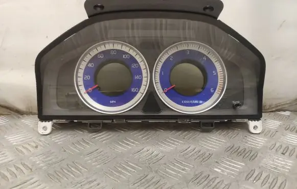 Volvo S60 Speedometer (instrument cluster) 31343497AA