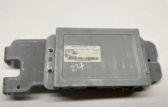 Ford Mustang V HiFi Audio sound control unit 7R3T18C963AE 28070740
