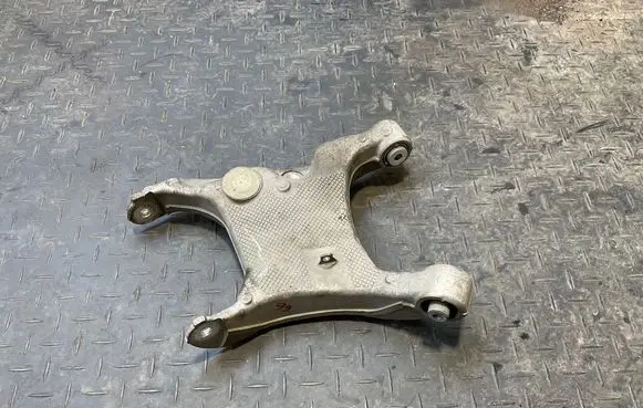 BMW 5 E60 E61 Rear upper control arm/wishbone 6755990