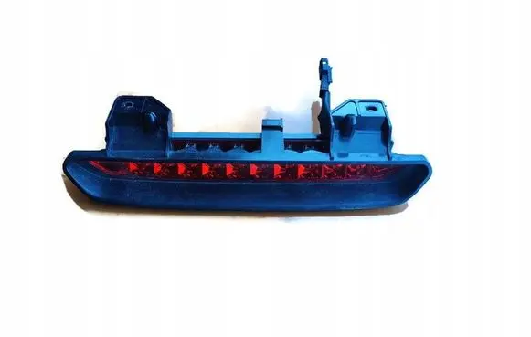 Chevrolet Orlando Third/center stoplight