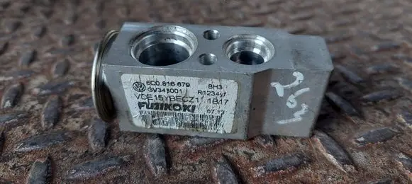 Skoda Fabia Mk3 (NJ) Air conditioning (A/C) expansion valve 6C0816679