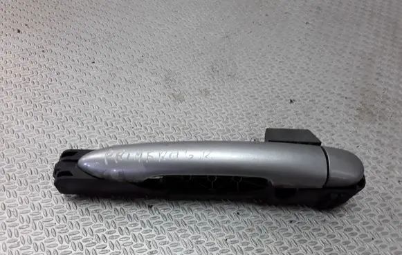 Nissan Primera Rear door exterior handle 80611AV600