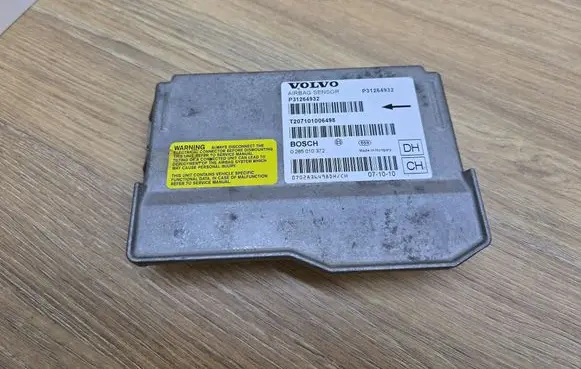 Volvo V70 Airbag control unit/module P31264932 0285010372 T207101006498