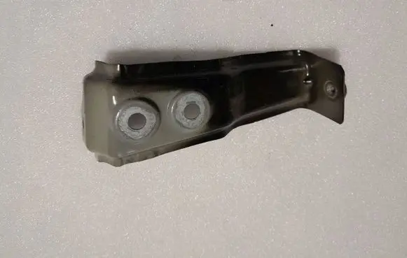 BMW X7 G07 Fender mounting bracket 74182187418218