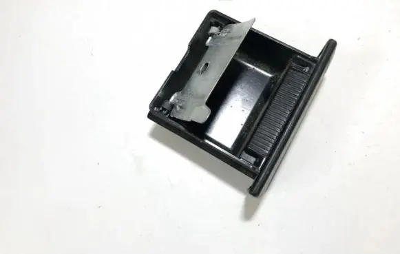Car ashtray