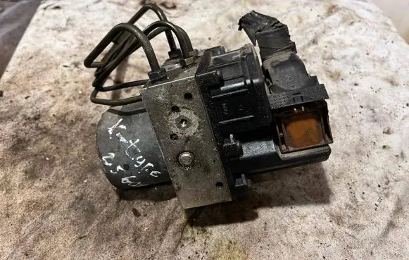 Jaguar X-Type ABS Pump 1X432M110AE