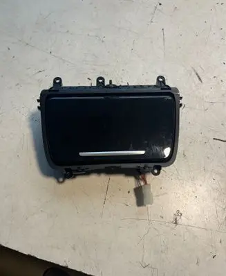 BMW 5 F10 F11 Cup holder front 9206401 162083 E102030405