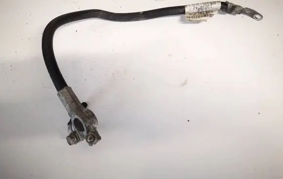 Opel Insignia A Positive cable (battery) 13238742