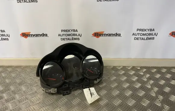 Chevrolet Cruze Speedometer (instrument cluster)