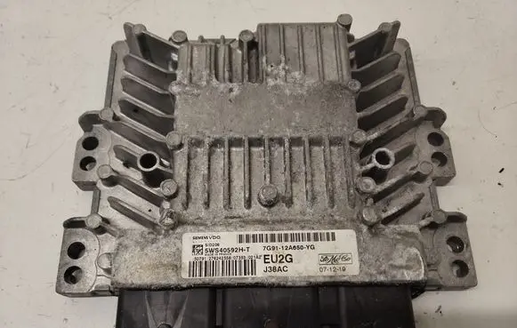 Ford Mondeo MK IV Engine control unit/module 7G9112A650YG