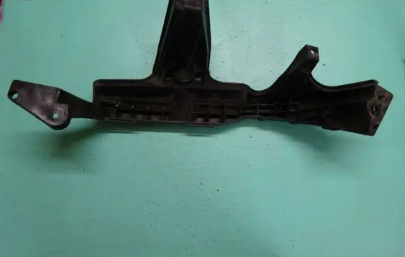 BMW X3 E83 Headlight/headlamp mounting bracket 3414309