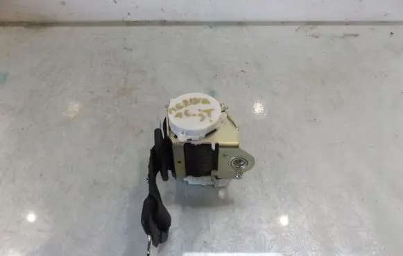 Opel Meriva B Middle seatbelt (rear) 