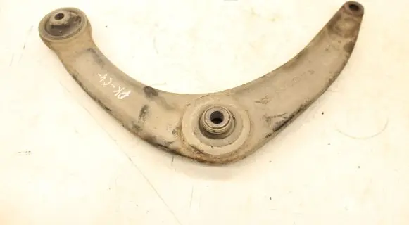 Citroen C4 I Front lower control arm/wishbone 657452