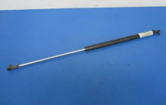 Daewoo Polonez Shock absorber/damper mounting bracket 