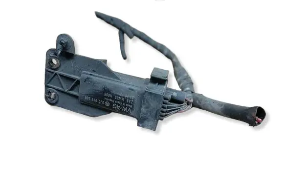 Skoda Rapid (NH) Coolant fan relay 5J0919506 4HW05H0
