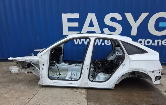 Audi Q5 SQ5 FY Rear quarter panel 00000066