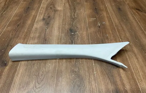 Mercedes-Benz E W213 (A) pillar trim A2136900525