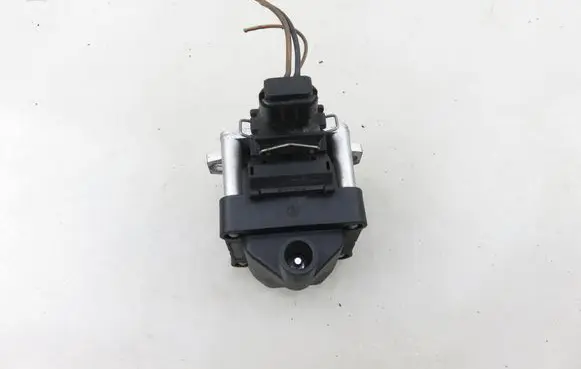 Volkswagen Polo III 6N 6N2 6NF High voltage ignition coil 