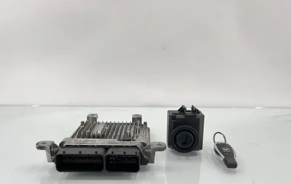Mercedes-Benz E W212 Engine ECU kit and lock set A6519005301 28292738 A6519013301