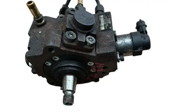 Ford Focus Fuel injection high pressure pump 9656300380 0445010102 03000282380