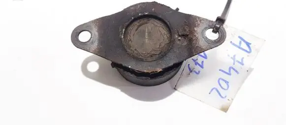 Mazda 3 I Engine mount bracket