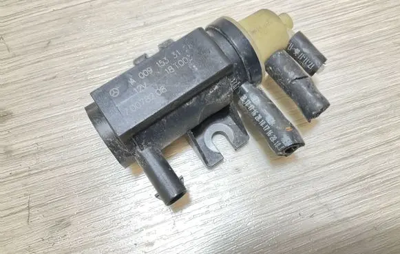 Mercedes-Benz GLC X253 C253 Turbo solenoid valve A0091533128