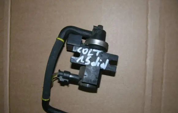 Mitsubishi Colt Turbo system vacuum part 