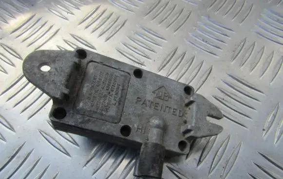 Ford Mondeo MK II Air pressure sensor 93BB9J460AA 93BB-9J460-AA