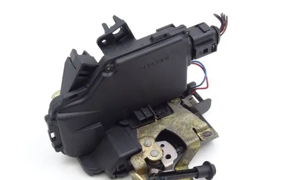 Audi A6 S6 C5 4B Rear door lock 