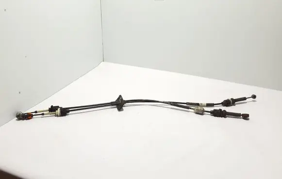 Gear shift cable linkage