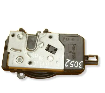 Opel Vectra C Front door lock 13157762