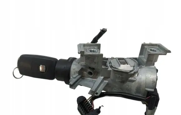 Seat Leon (1P) Ignition lock 1K0905851B