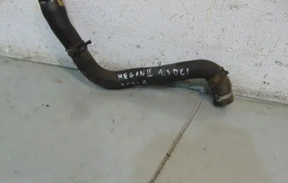 Renault Megane II Engine coolant pipe/hose