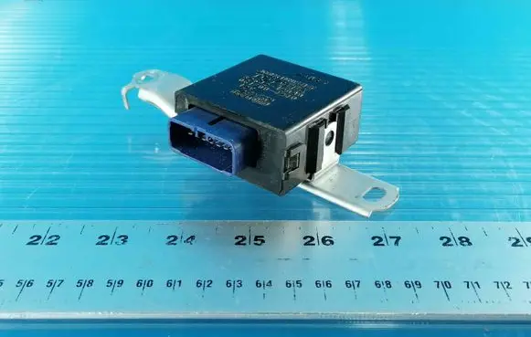 Toyota Hilux (AN10, AN20, AN30) Other control units/modules 8264212050 0617004240