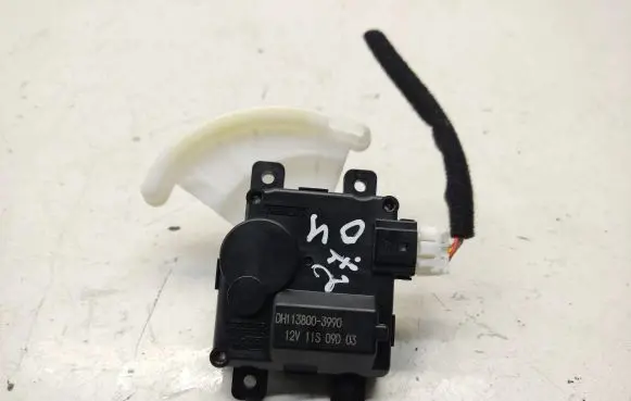 KIA Optima Air flap motor/actuator 138003990 DH1138003990