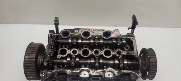 Citroen C6 Engine head 4R8Q6C064AH