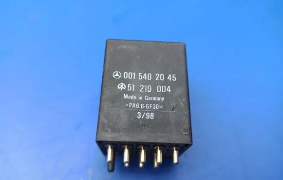 Mercedes-Benz Vito Viano W638 Other relay 0015402045 51219004