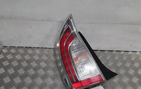 Toyota Prius (XW30) Rear/tail lights stanleyw0390